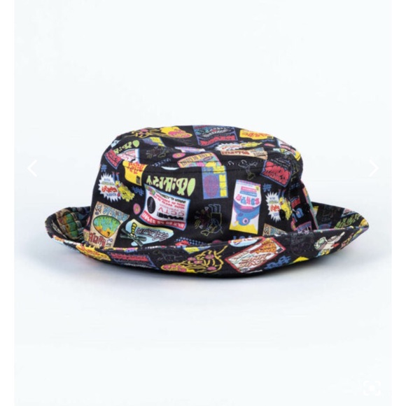 Meow Wolf C Street Signs Bucket Hat Unisex S/M - Picture 1 of 10